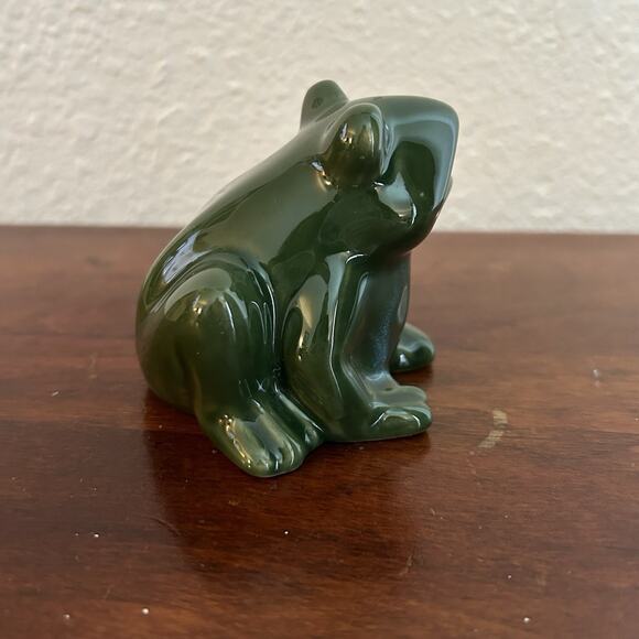 Lily Pad Green Frog Figurine Blue Chest Ceramic Glazed Good Luck Wisdom Wealth - Picture 2 of 6